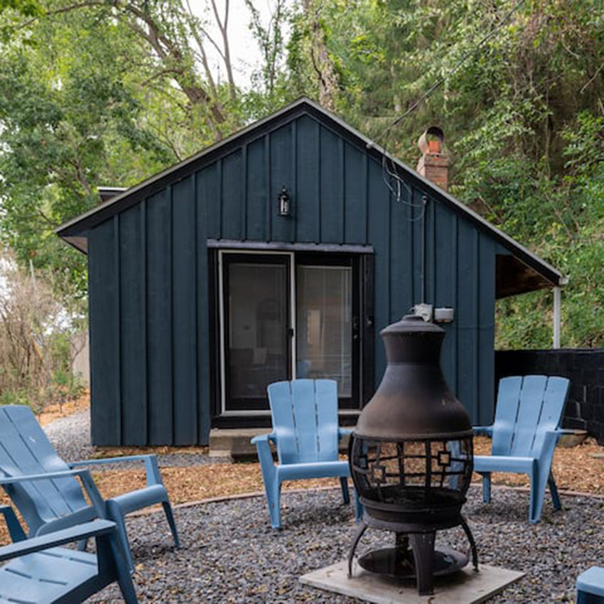 drifless-region-cabin-in-the-woods